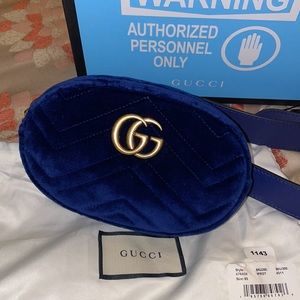 Brand New Gucci Marmont Matelassé Velvet Belt Bag